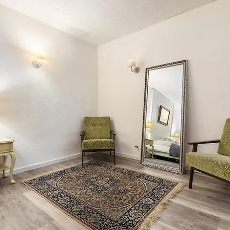 Apartamento Schöne 2-zi-whg Küche Bad Terrasse Heusenstamm